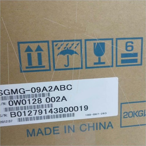 One new yaskawa sgmg 09a2abc - new, sgmg-09a2abc